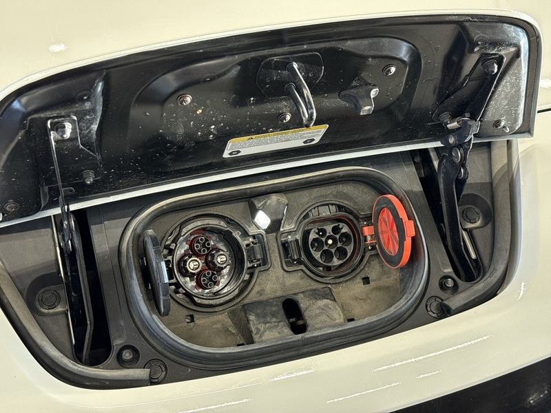 Nissan Leaf vaihtoauto