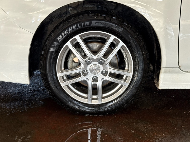 Nissan Leaf vaihtoauto