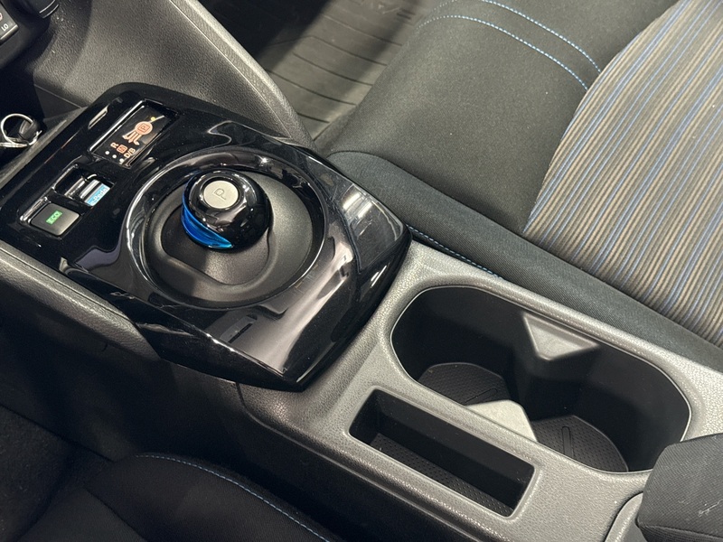 Nissan Leaf vaihtoauto