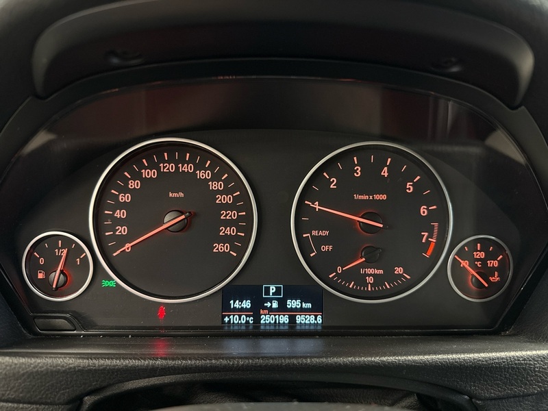 BMW 330 vaihtoauto