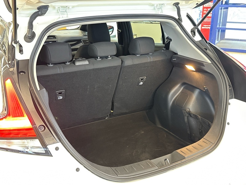 Nissan Leaf vaihtoauto