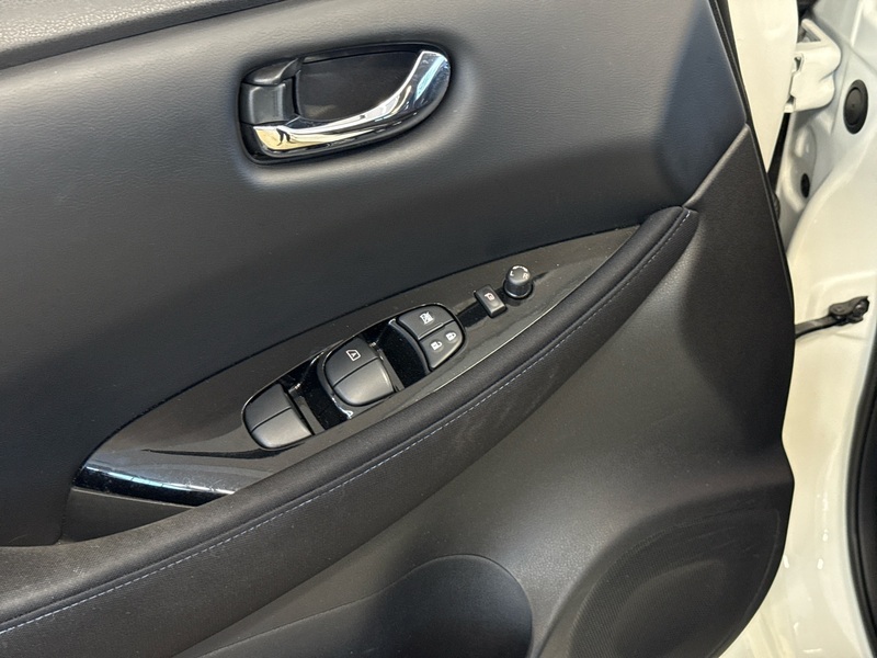 Nissan Leaf vaihtoauto