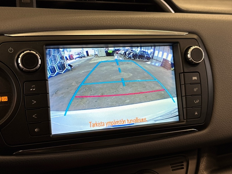 Toyota Yaris vaihtoauto