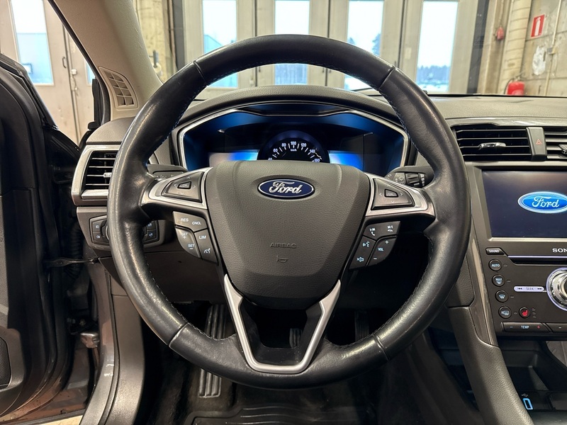 Ford Mondeo vaihtoauto