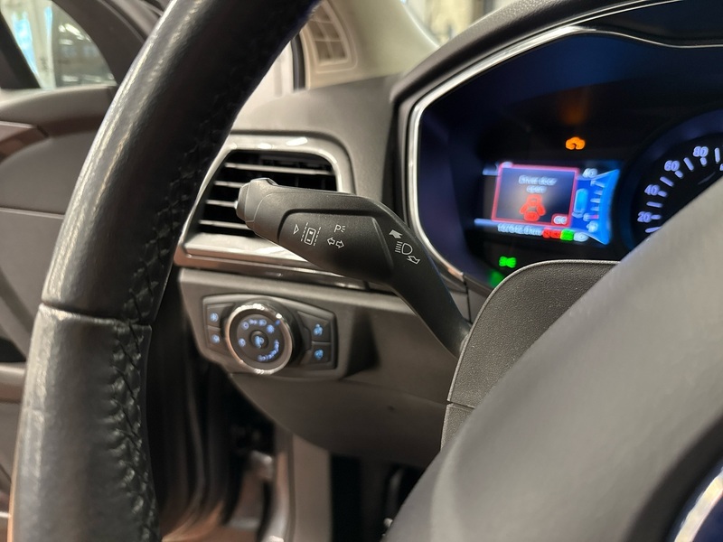 Ford Mondeo vaihtoauto