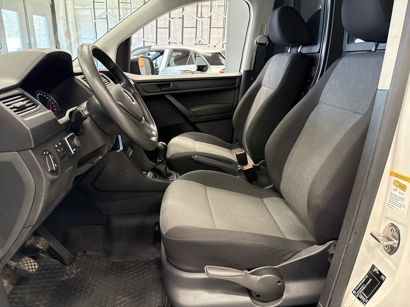 Volkswagen Caddy Maxi vaihtoauto