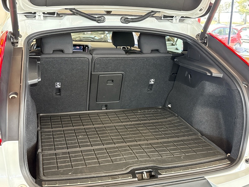 Volvo C40 vaihtoauto