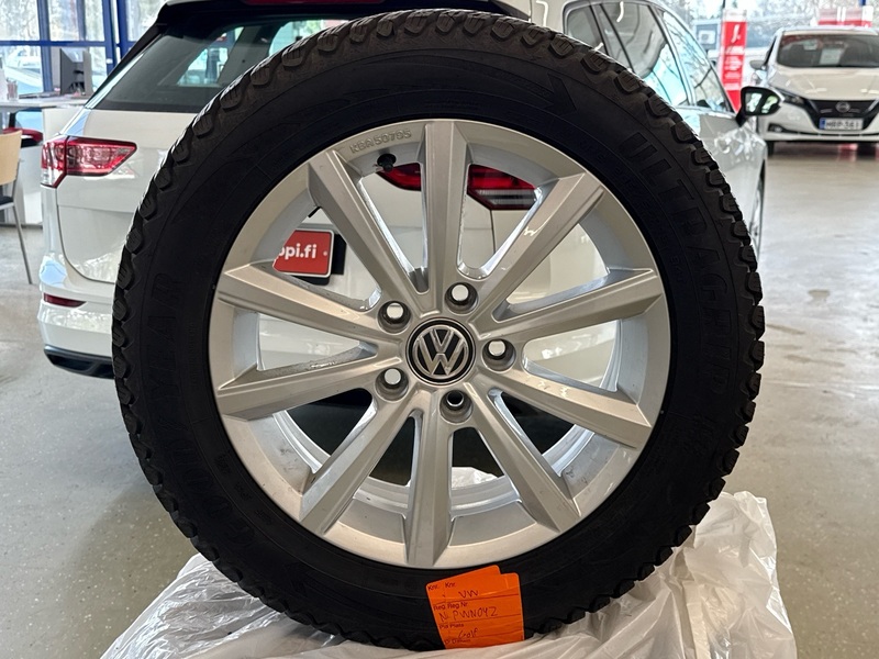 Volkswagen Golf vaihtoauto