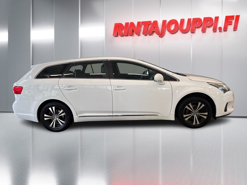 Toyota Avensis vaihtoauto