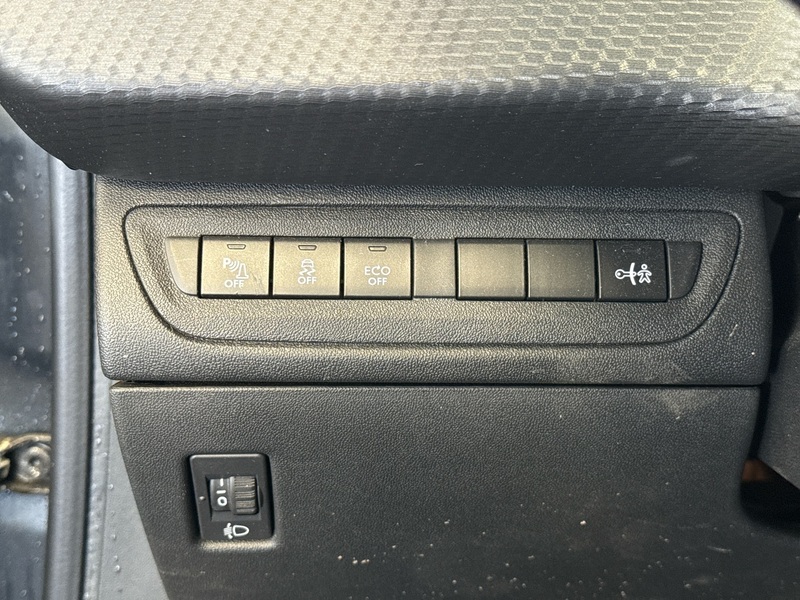 Peugeot 208 vaihtoauto