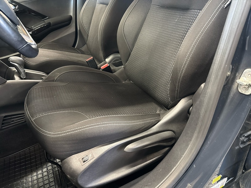 Peugeot 208 vaihtoauto