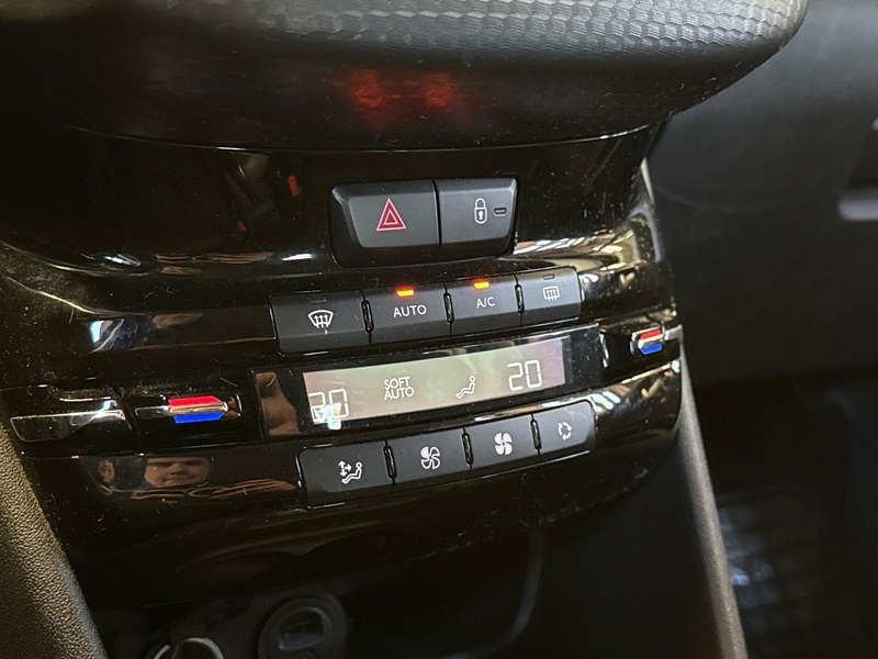 Peugeot 208 vaihtoauto