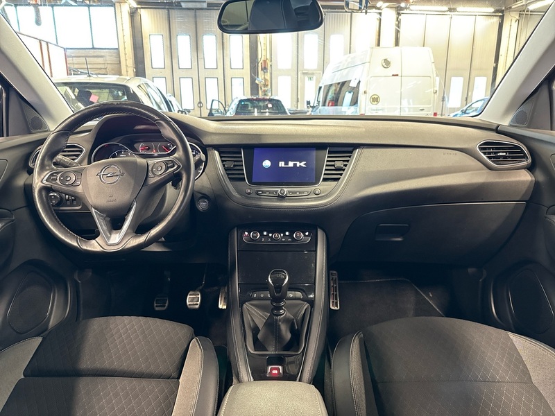 Opel Grandland X vaihtoauto