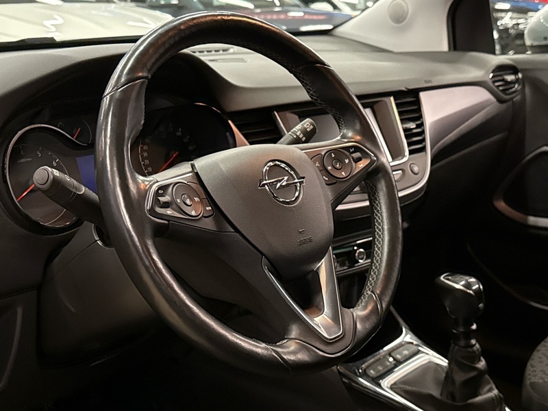 Opel Crossland X vaihtoauto