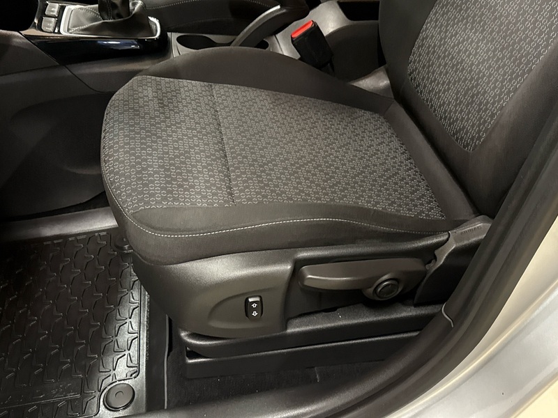 Opel Crossland X vaihtoauto