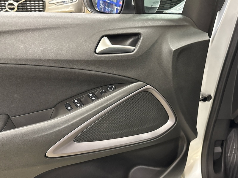 Opel Crossland X vaihtoauto