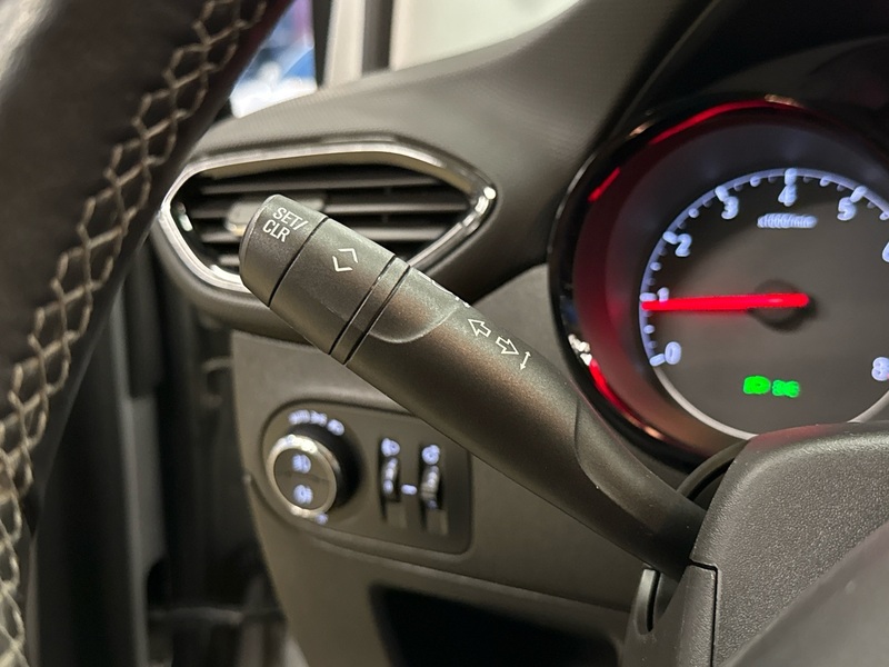 Opel Crossland X vaihtoauto