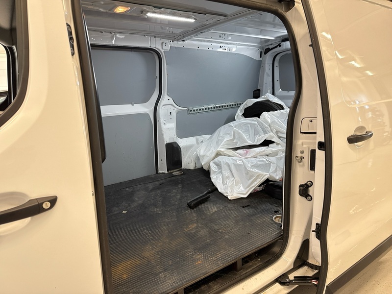 Peugeot e-Expert vaihtoauto