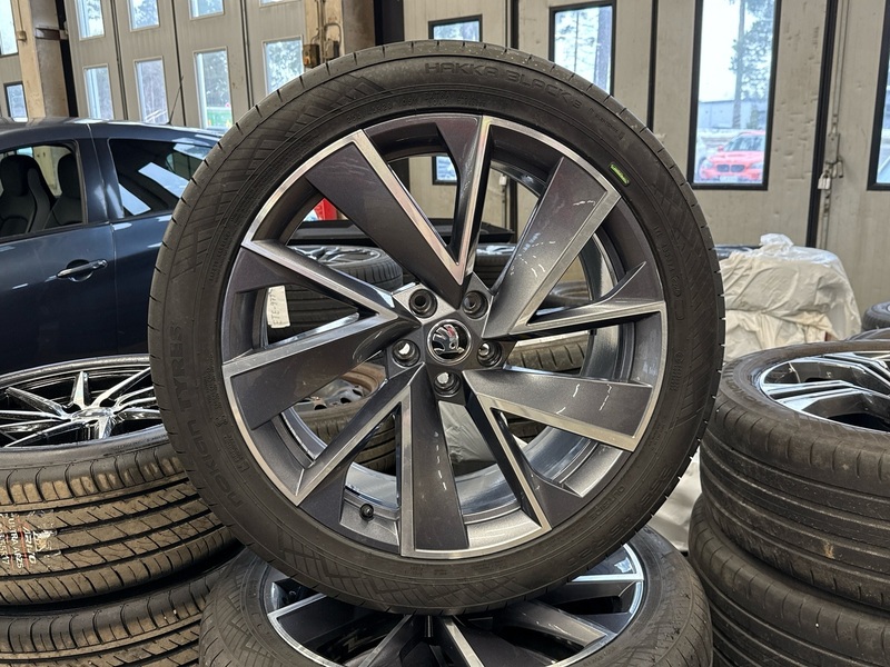 Skoda Enyaq vaihtoauto