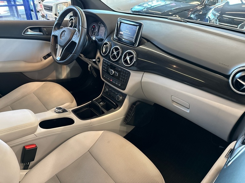 Mercedes-Benz B vaihtoauto