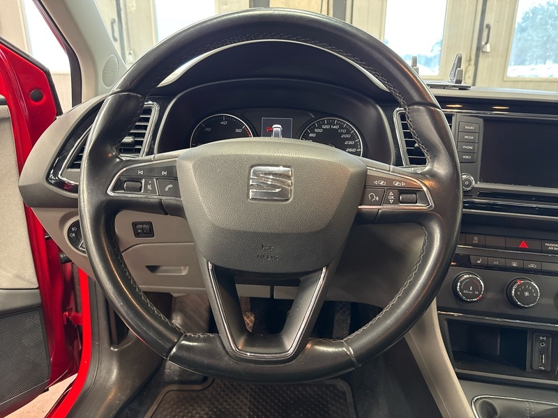 SEAT Leon ST vaihtoauto