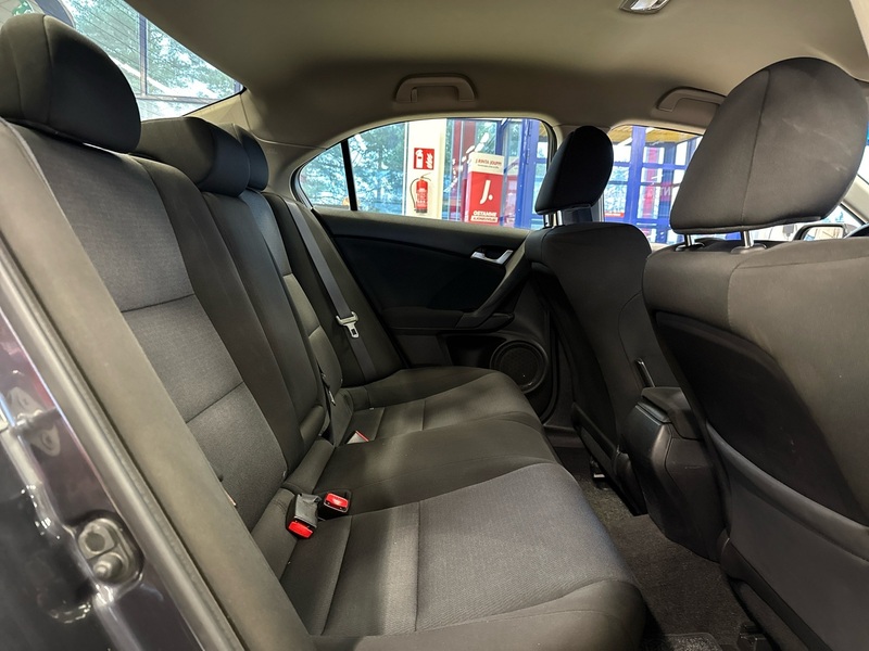 Honda Accord vaihtoauto