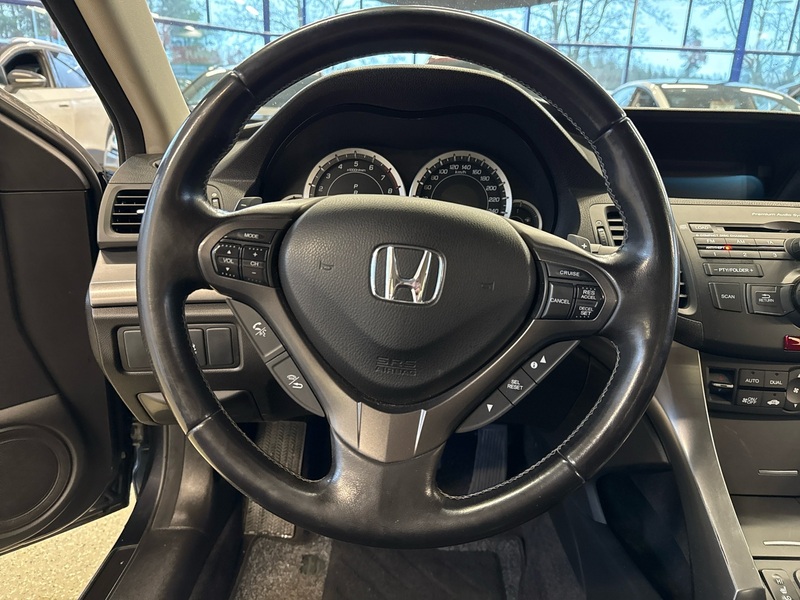Honda Accord vaihtoauto