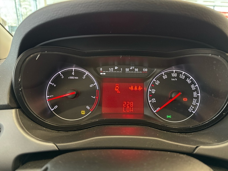 Opel Corsa vaihtoauto