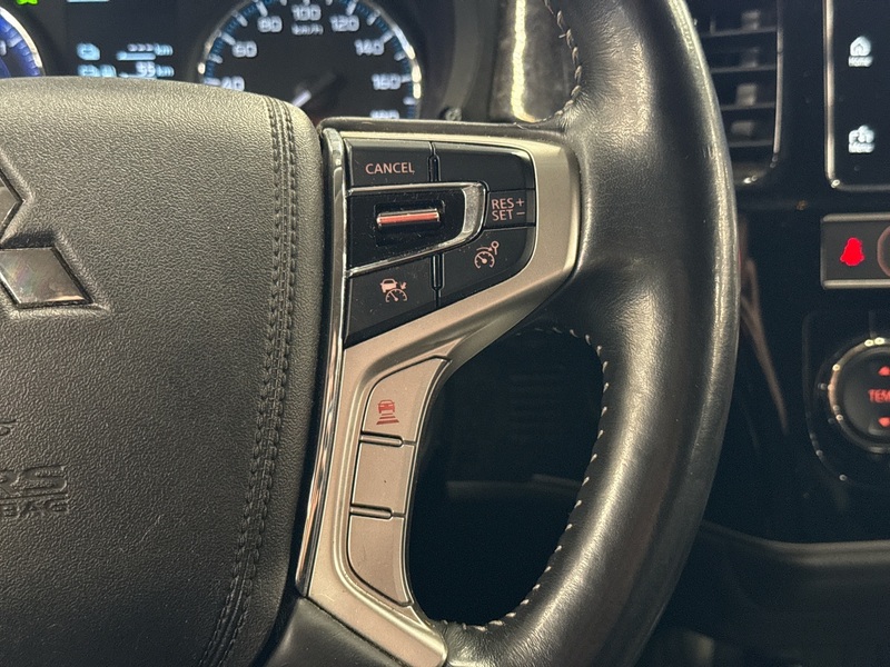 Mitsubishi Outlander PHEV vaihtoauto