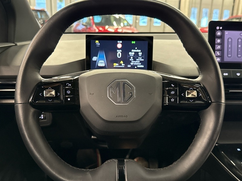 MG MG4 vaihtoauto