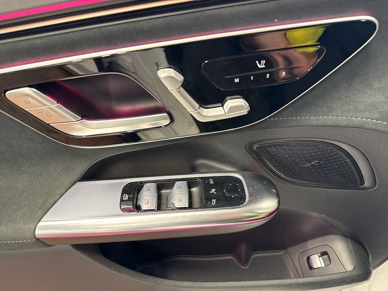 Mercedes-Benz EQE vaihtoauto