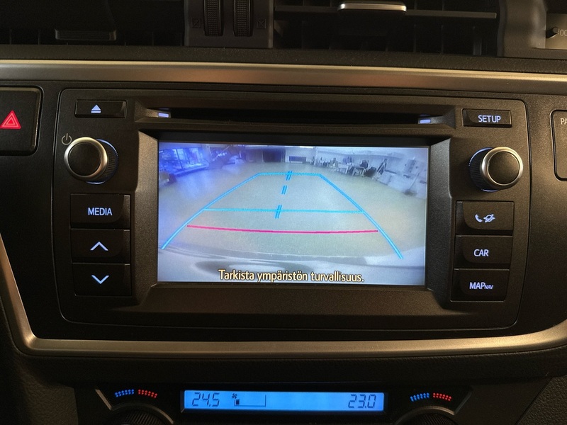 Toyota Auris vaihtoauto