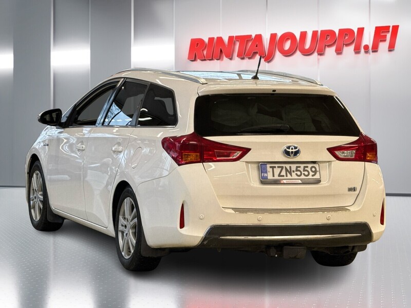 Toyota Auris vaihtoauto