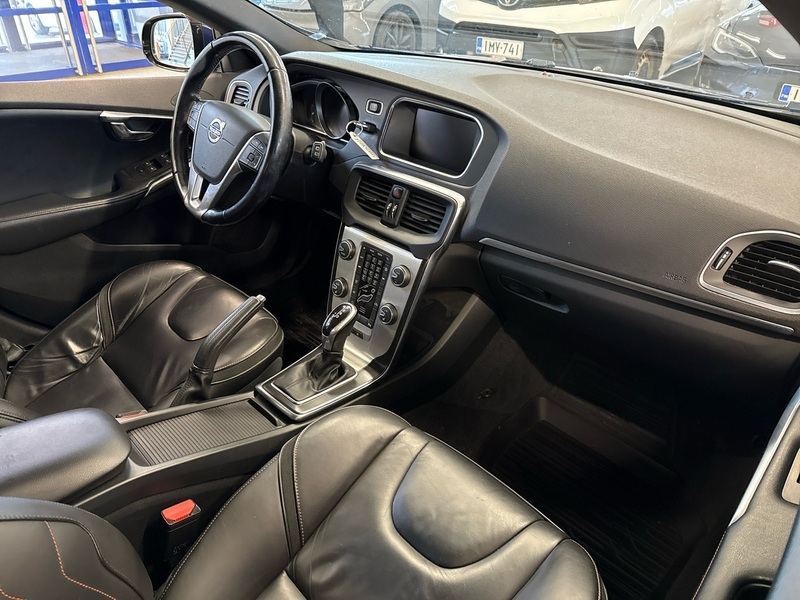 Volvo V40 vaihtoauto