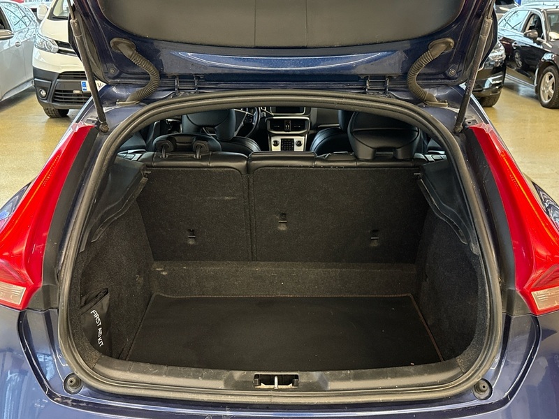 Volvo V40 vaihtoauto