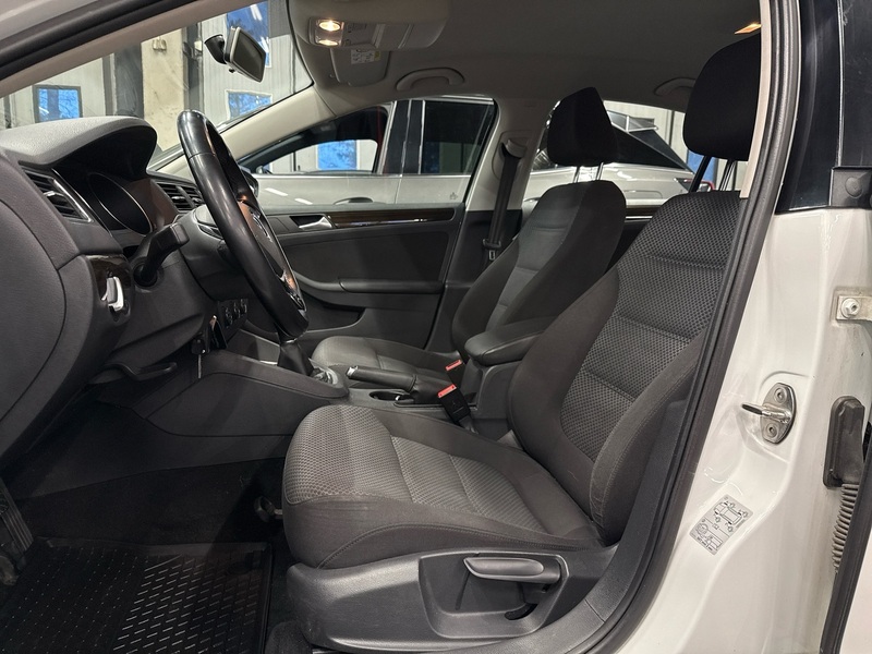 Volkswagen Jetta vaihtoauto