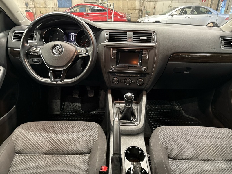 Volkswagen Jetta vaihtoauto