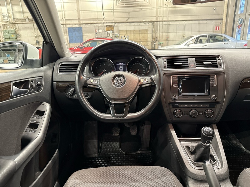 Volkswagen Jetta vaihtoauto