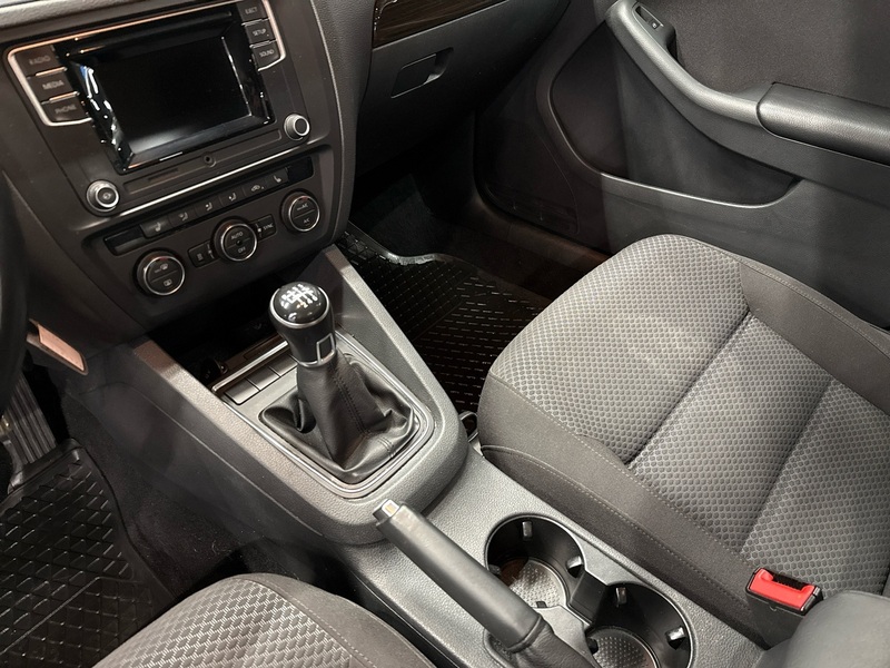 Volkswagen Jetta vaihtoauto