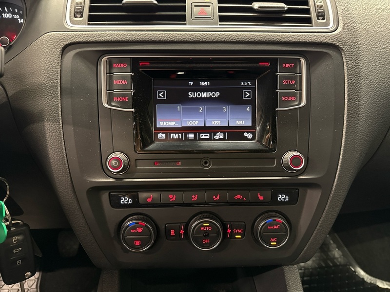 Volkswagen Jetta vaihtoauto