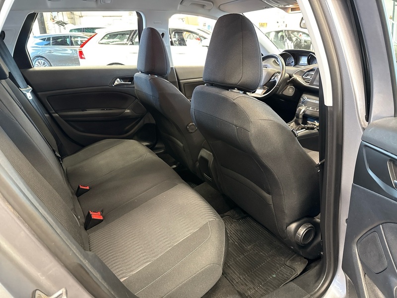 Peugeot 308 vaihtoauto