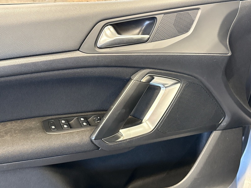 Peugeot 308 vaihtoauto