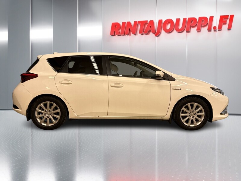 Toyota Auris vaihtoauto