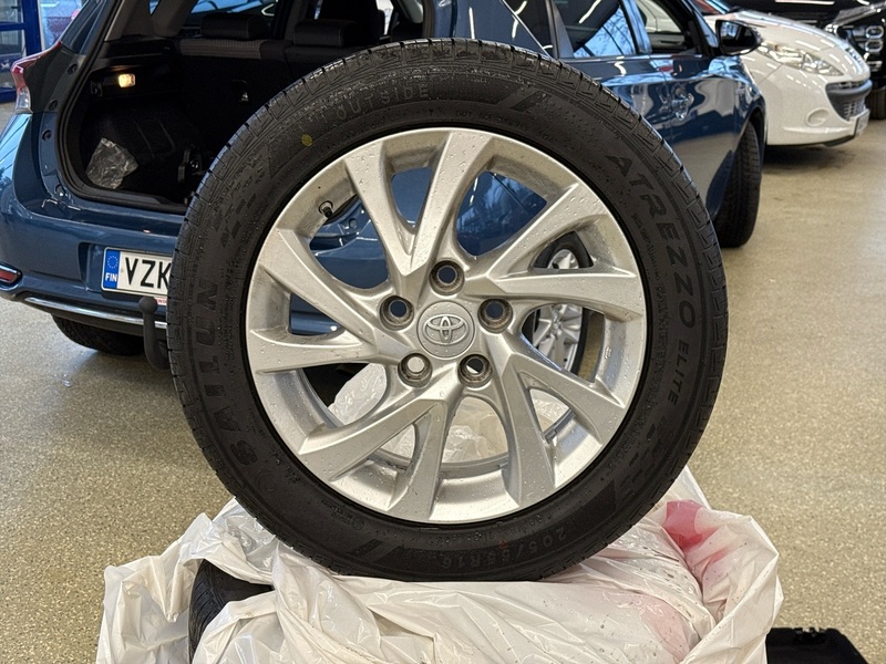 Toyota Auris vaihtoauto