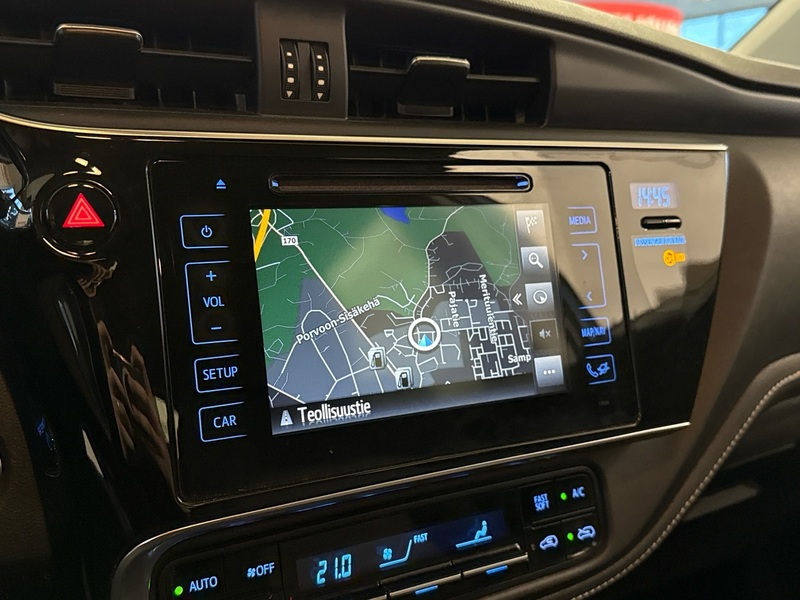 Toyota Auris vaihtoauto