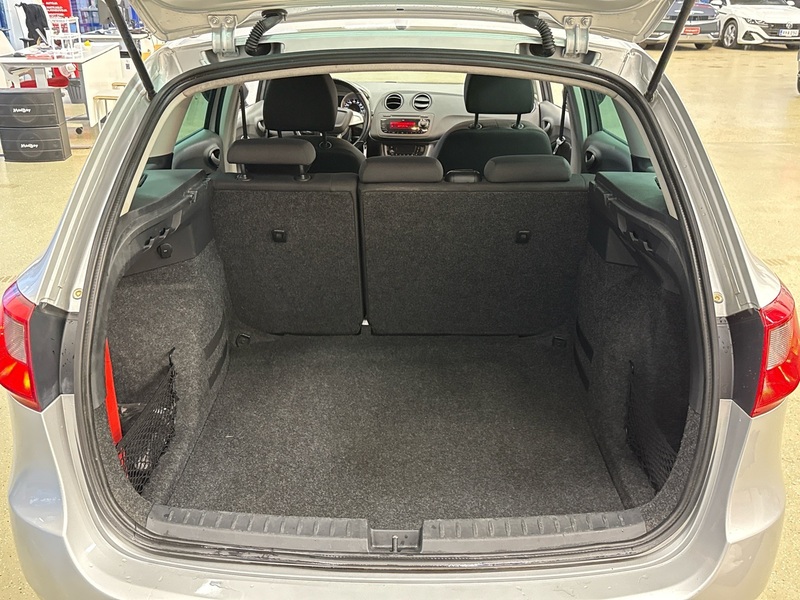 SEAT Ibiza ST vaihtoauto