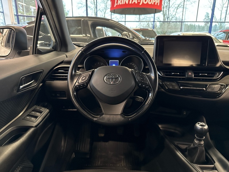 Toyota C-HR vaihtoauto