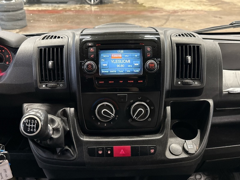 Peugeot Boxer vaihtoauto