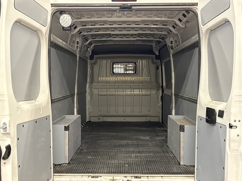 Peugeot Boxer vaihtoauto