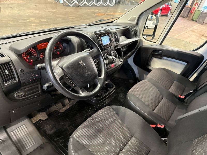 Peugeot Boxer vaihtoauto
